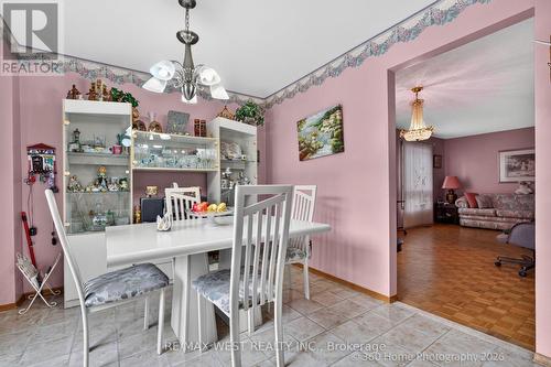 4157 Ottewell Crescent, Mississauga, ON - Indoor Photo Showing Dining Room