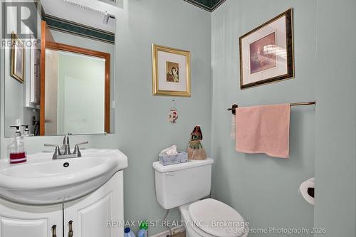 4157 Ottewell Crescent, Mississauga, ON - Indoor Photo Showing Bathroom