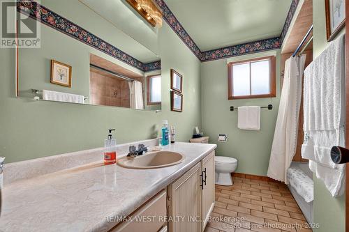 4157 Ottewell Crescent, Mississauga, ON - Indoor Photo Showing Bathroom