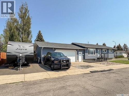 405 Northcote Drive, Swift Current, SK - Outdoor