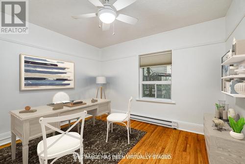 206 - 100 Oriole Parkway, Toronto, ON - Indoor