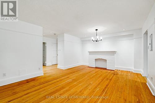 206 - 100 Oriole Parkway, Toronto, ON - Indoor