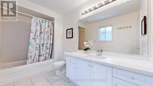 46 Danpatrick Drive, Richmond Hill, ON - Indoor Photo Showing Bathroom