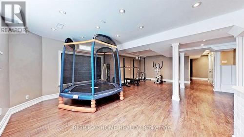 46 Danpatrick Drive, Richmond Hill, ON - Indoor