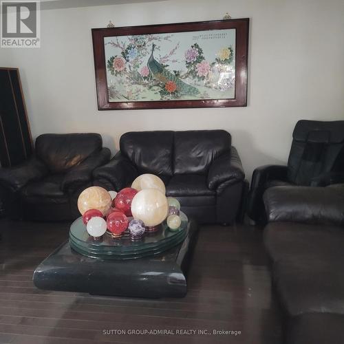 78 Pieta Place, Vaughan, ON - Indoor Photo Showing Living Room