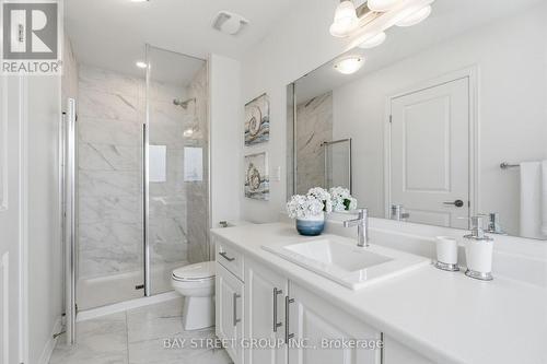 30 Velvet Drive, Whitby, ON - Indoor Photo Showing Bathroom