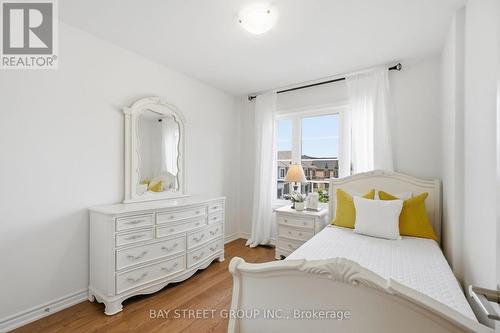 30 Velvet Drive, Whitby, ON - Indoor Photo Showing Bedroom
