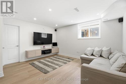 30 Velvet Drive, Whitby, ON - Indoor Photo Showing Living Room