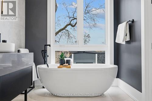 171 Durant Avenue, Toronto, ON - Indoor Photo Showing Laundry Room