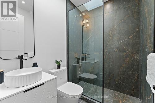 171 Durant Avenue, Toronto, ON - Indoor Photo Showing Bathroom