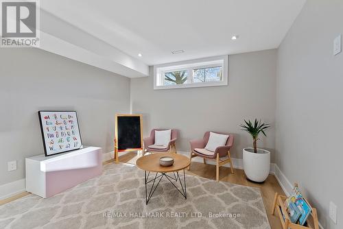 171 Durant Avenue, Toronto, ON - Indoor