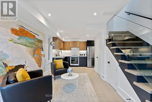 171 Durant Avenue, Toronto, ON - Indoor