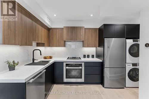 171 Durant Avenue, Toronto, ON - Indoor Photo Showing Kitchen