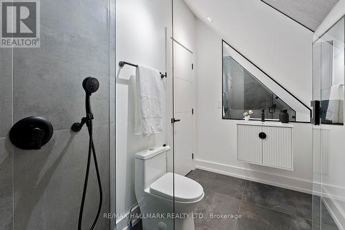 171 Durant Avenue, Toronto, ON - Indoor Photo Showing Bathroom