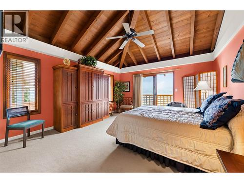 6714 3A Highway, Nelson, BC - Indoor Photo Showing Bedroom
