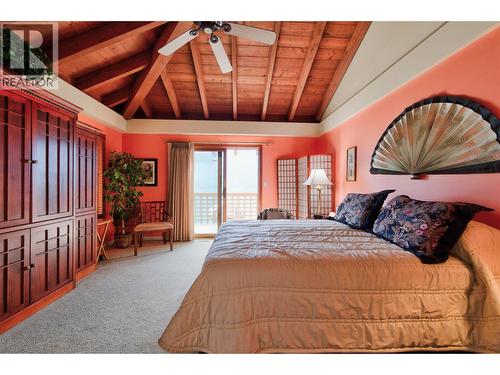6714 3A Highway, Nelson, BC - Indoor Photo Showing Bedroom