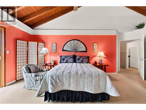 6714 3A Highway, Nelson, BC - Indoor Photo Showing Bedroom
