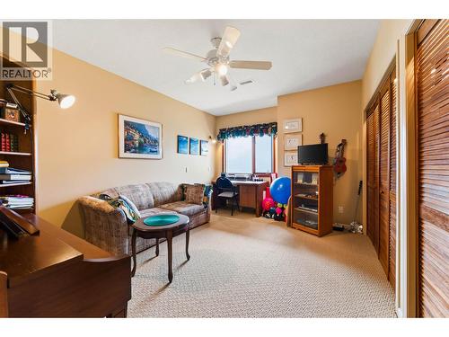 6714 3A Highway, Nelson, BC - Indoor