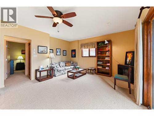 6714 3A Highway, Nelson, BC - Indoor