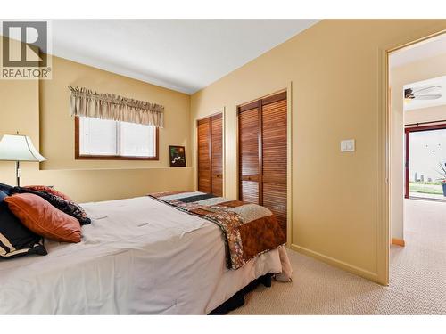 6714 3A Highway, Nelson, BC - Indoor Photo Showing Bedroom