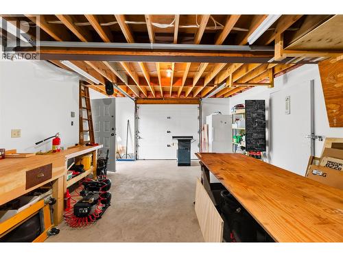6714 3A Highway, Nelson, BC - Indoor Photo Showing Basement