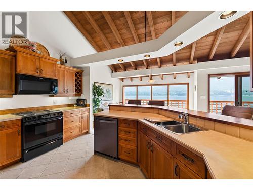 6714 3A Highway, Nelson, BC - Indoor Photo Showing Kitchen With Double Sink