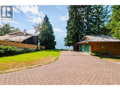 6714 3A Highway, Nelson, BC - Outdoor