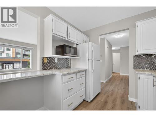 1610 Gordon Drive Unit# 101 Lot# 1, Kelowna, BC - Indoor Photo Showing Kitchen