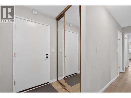 1610 Gordon Drive Unit# 101 Lot# 1, Kelowna, BC - Indoor Photo Showing Other Room