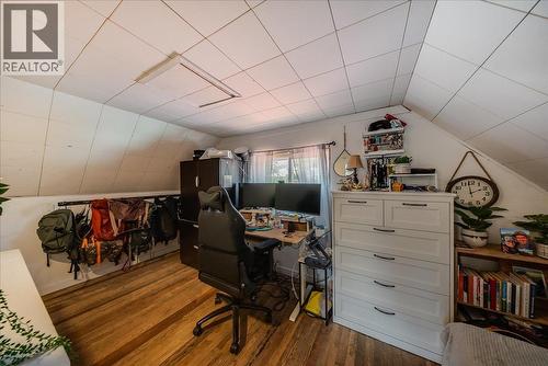 795 Kipling Street, Warfield, BC - Indoor