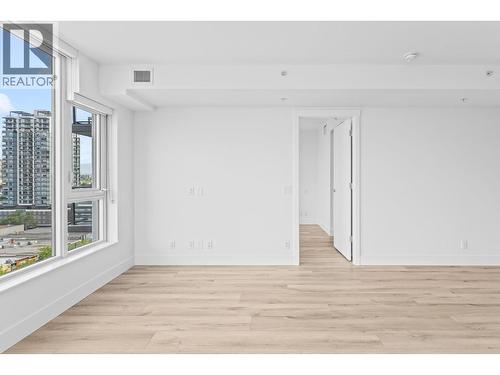 1588 Ellis Street Unit# 1101, Kelowna, BC - Indoor Photo Showing Other Room