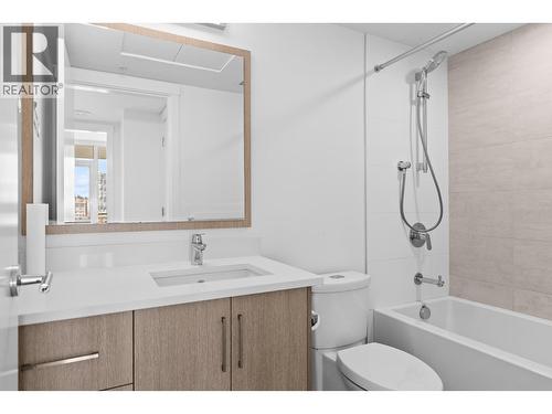 1588 Ellis Street Unit# 1101, Kelowna, BC - Indoor Photo Showing Bathroom