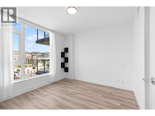 1588 Ellis Street Unit# 1101, Kelowna, BC - Indoor Photo Showing Other Room