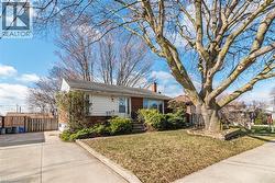 124 BROKER Drive  Hamilton, ON L8T 2B8