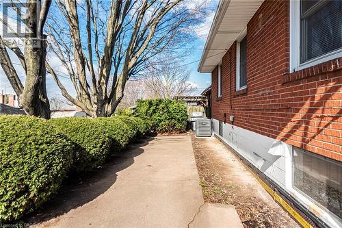 Rear view of house featuring brick - 124 Broker Drive, Hamilton, ON 