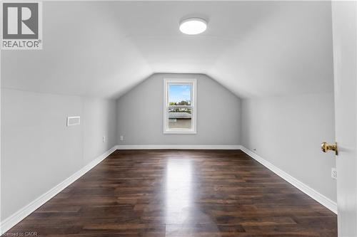 20 Lloyd Street, St. Catharines, ON - Indoor Photo Showing Other Room