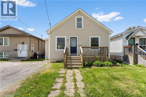 20 LLOYD Street  St. Catharines, ON L2S 2N8