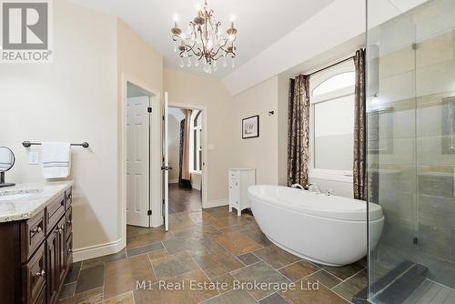 88 Conservation Trail, Centre Wellington (Belwood), ON - Indoor Photo Showing Bathroom
