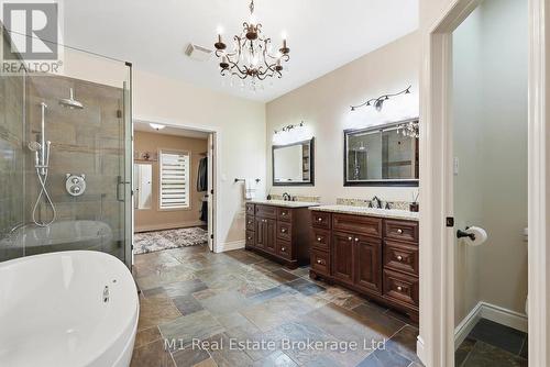 88 Conservation Trail, Centre Wellington (Belwood), ON - Indoor Photo Showing Bathroom