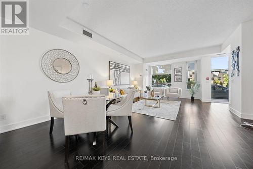 Th6 - 4011 Brickstone Mews, Mississauga, ON - Indoor