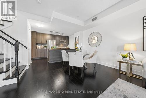 Th6 - 4011 Brickstone Mews, Mississauga, ON - Indoor