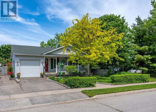 16 Normandy Boulevard, Halton Hills, ON - Outdoor With Facade