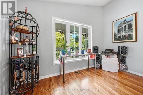 16 Normandy Boulevard, Halton Hills, ON - Indoor Photo Showing Other Room