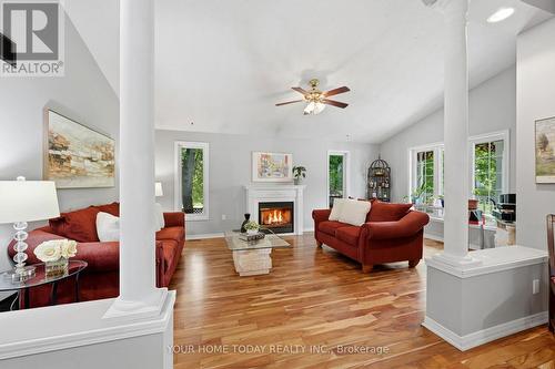 16 Normandy Boulevard, Halton Hills, ON - Indoor Photo Showing Living Room With Fireplace