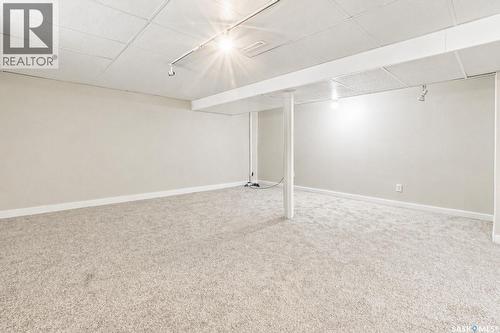 1321 Jubilee Avenue, Regina, SK - Indoor