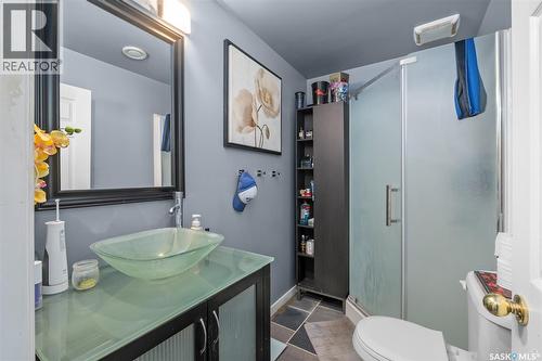 808 Lakeridge Drive, Buckland Rm No. 491, SK - Indoor Photo Showing Bathroom