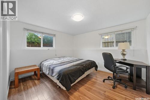 455 Hastings Crescent, Saskatoon, SK - Indoor Photo Showing Bedroom