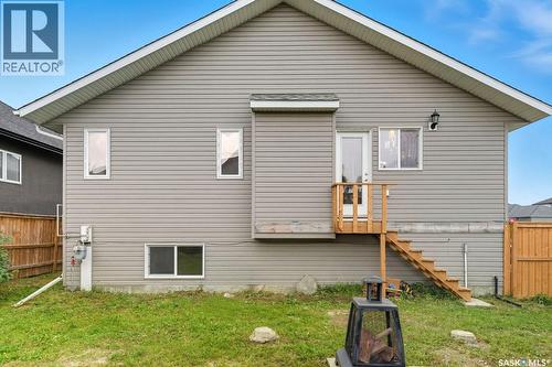 455 Hastings Crescent, Saskatoon, SK - Outdoor With Exterior