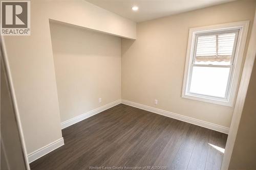 1430 Dougall, Windsor, ON - Indoor Photo Showing Other Room