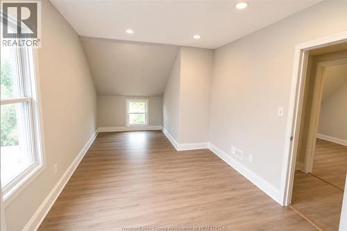 1430 Dougall, Windsor, ON - Indoor Photo Showing Other Room